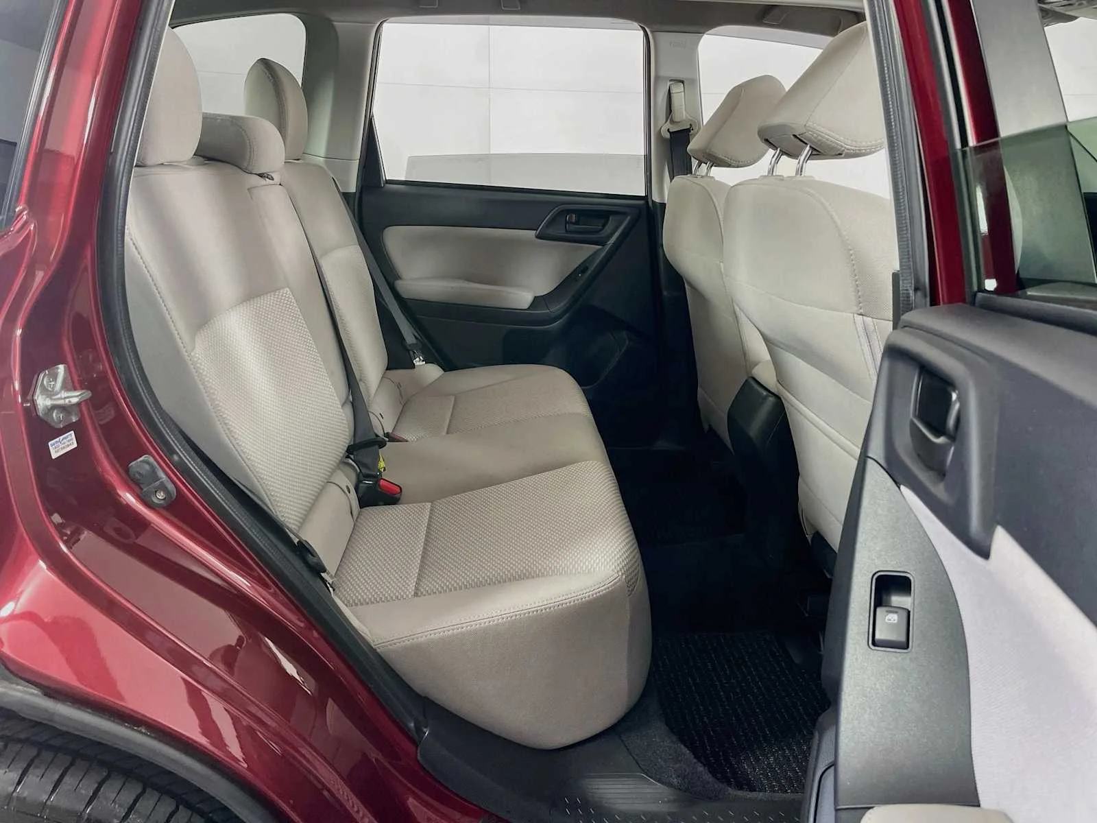 Used 2016 Venetian Red Pearl Subaru 2.5i Premium image 24