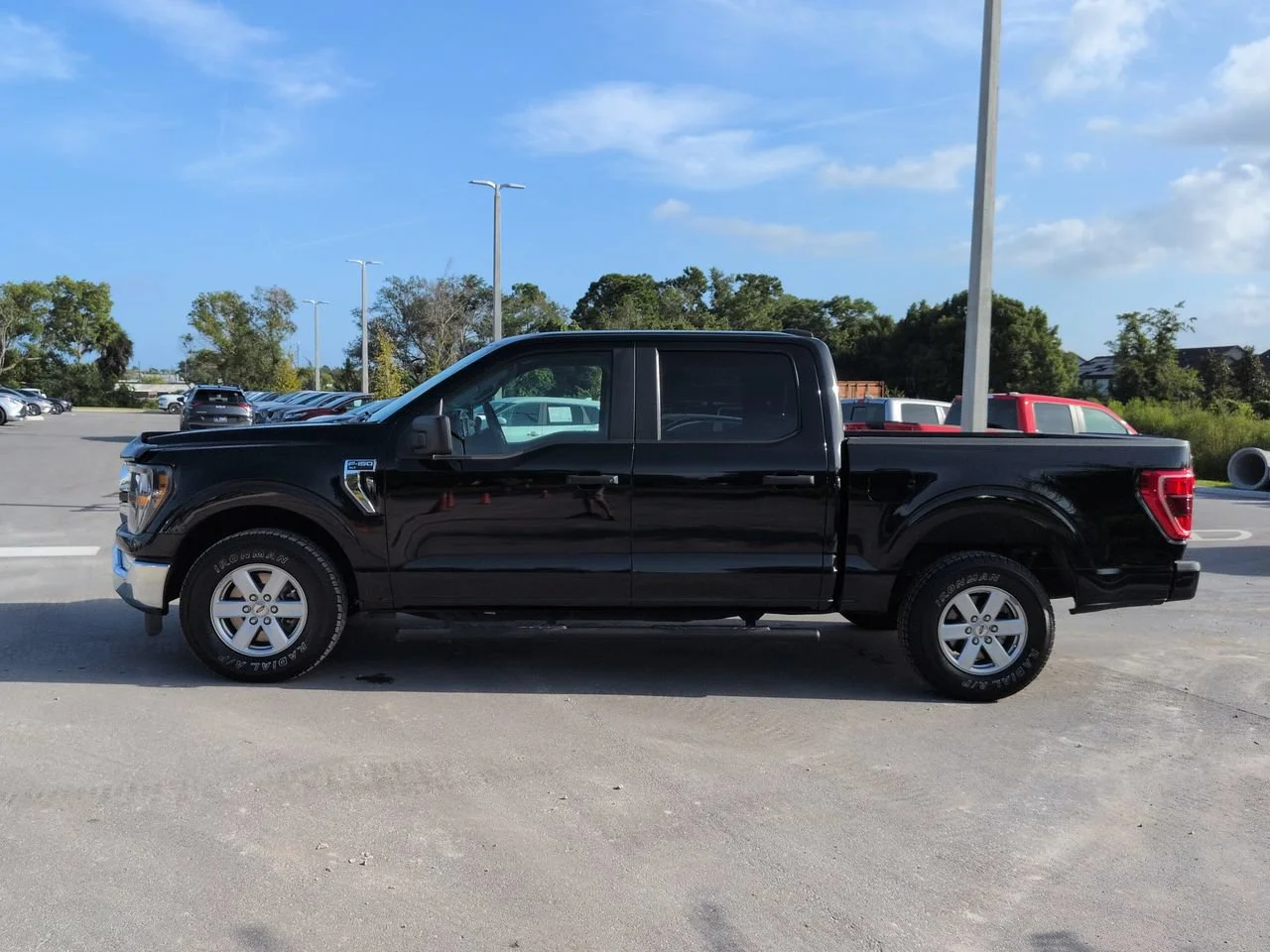 Used 2023 Black Ford XLT image 7