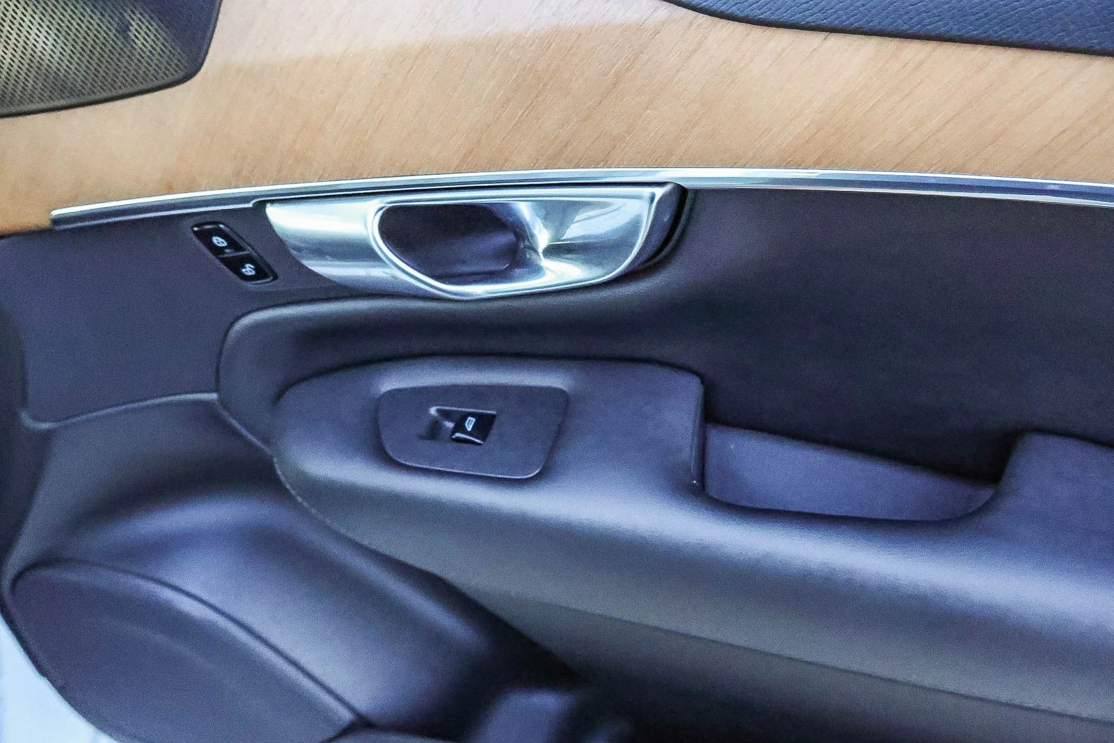 2023 Volvo XC90 Plus - Photo 16