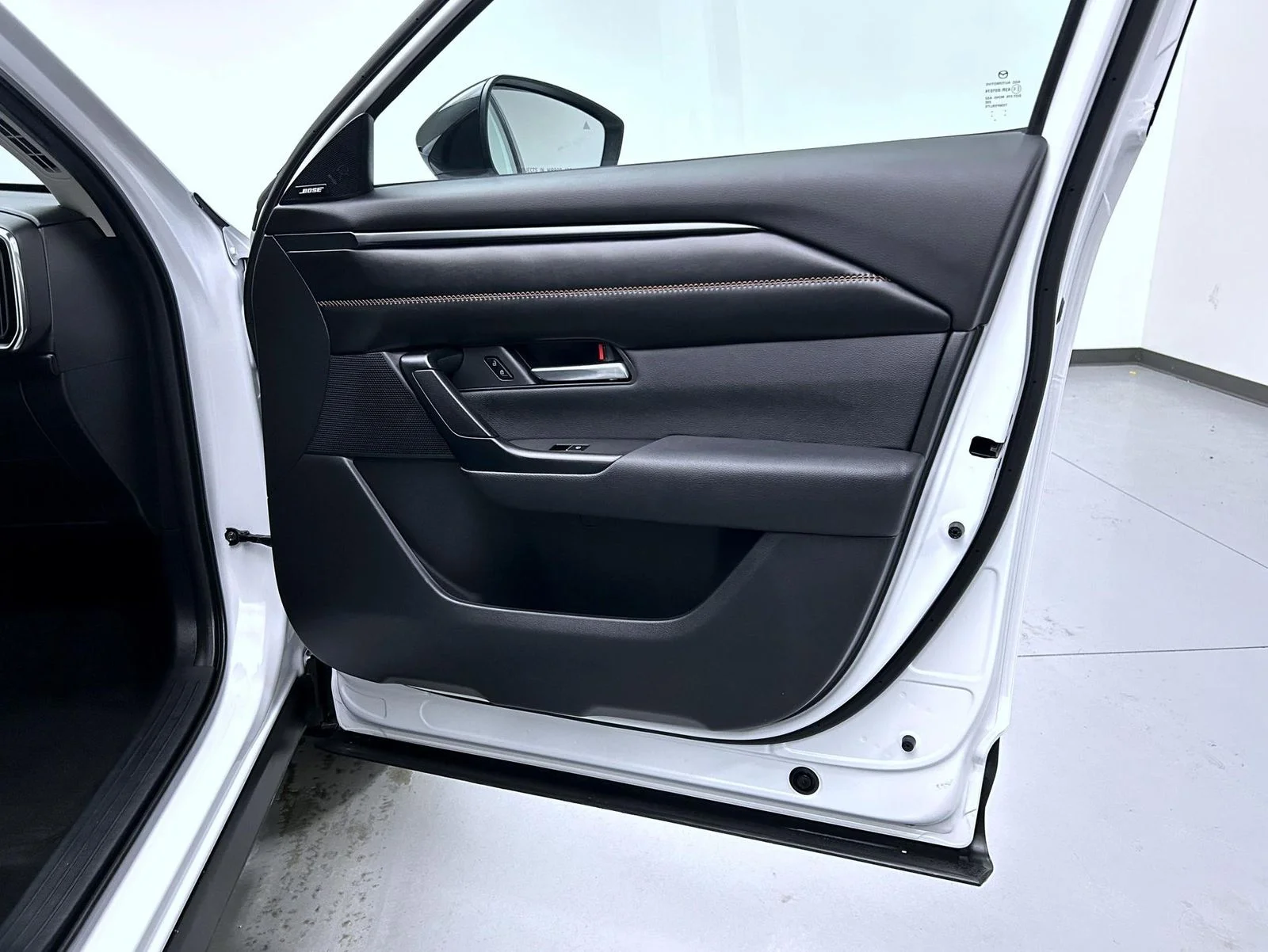 Certified Used 2025 Beige Mazda 2.5 S Premium Plus Package image 16