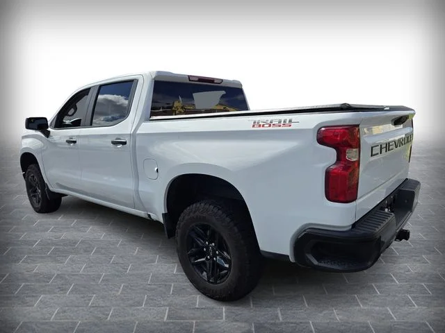 Used 2025 White Chevrolet Custom Trail Boss image 5