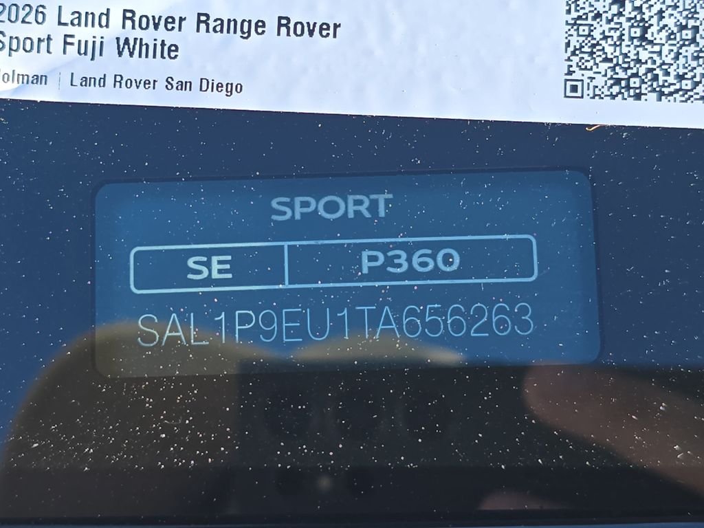 New 2026 Fuji White Land Rover SE image 37