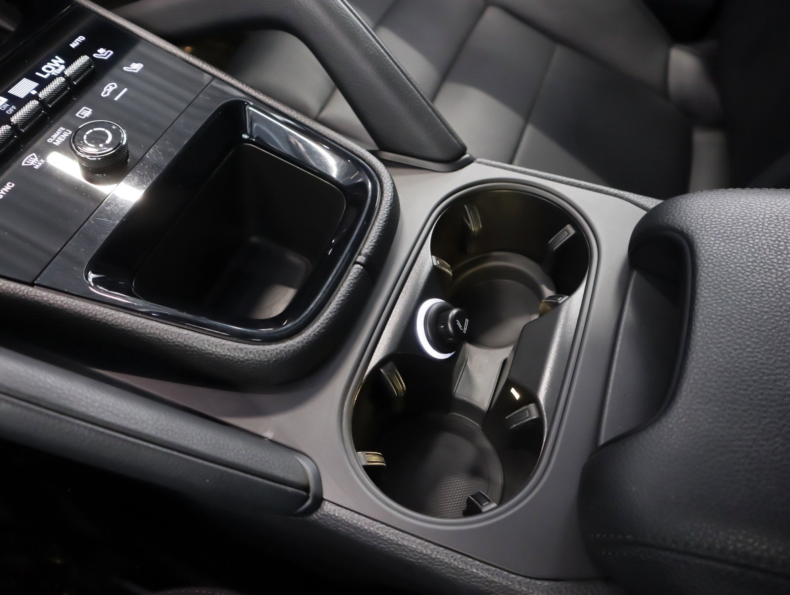 Used 2024 Black Porsche  image 16