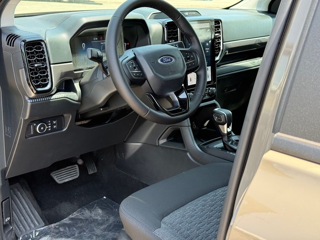 New 2026 Marsh Gray Ford XLT image 6