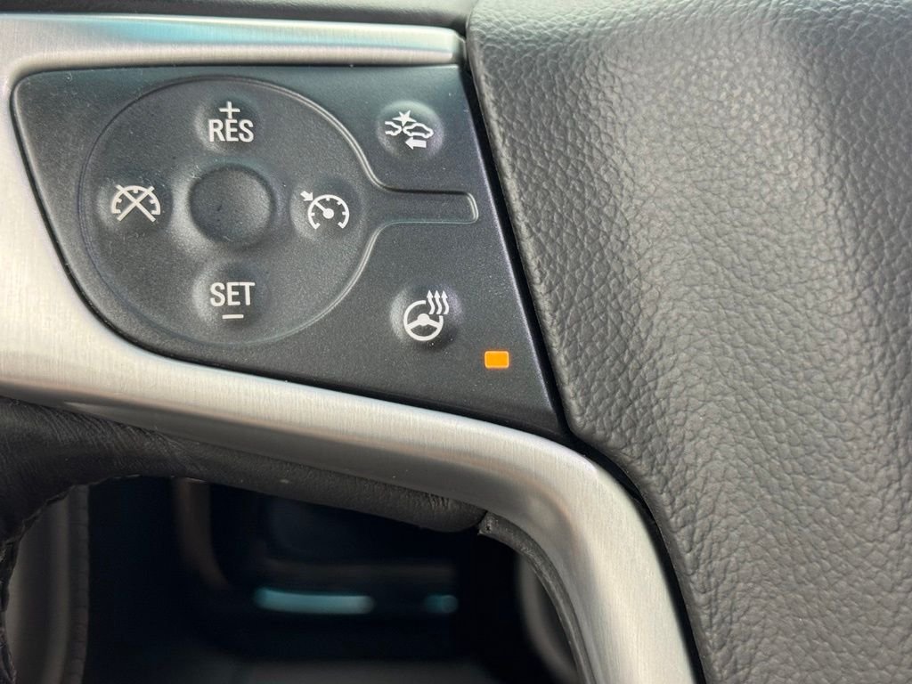 Used 2018 White Frost Tricoat GMC SLT image 44