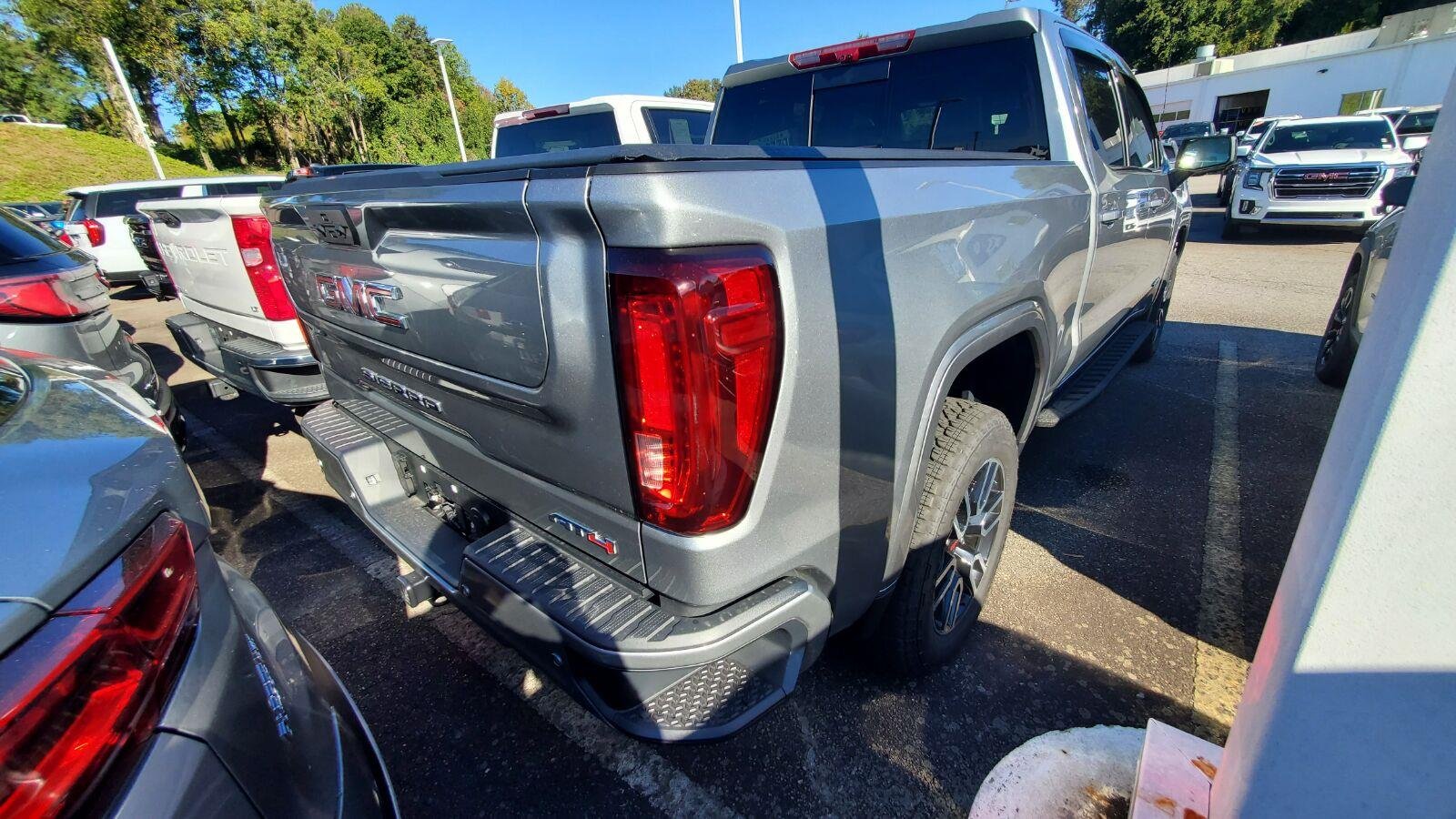 Used 2026 Sterling Metallic GMC AT4 image 9