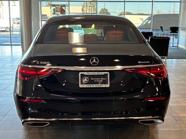 New 2026 Obsidian Black Metallic Mercedes-Benz S 580 image 3