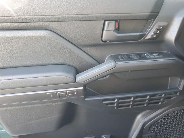 Certified Used 2026 EVEREST Toyota  image 21