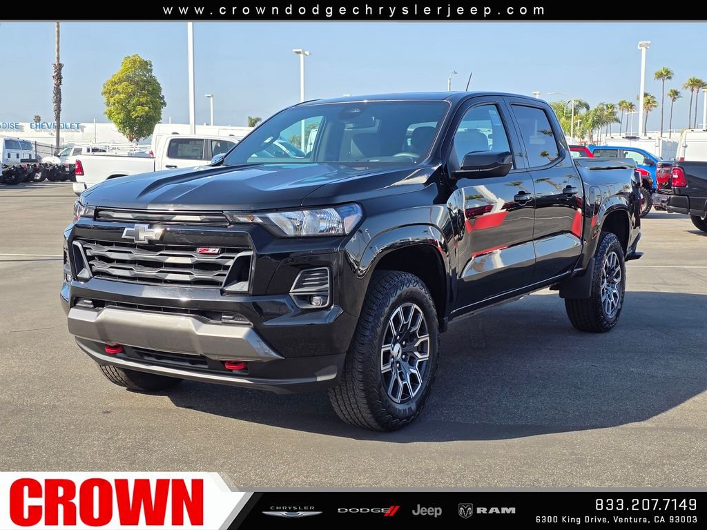 Used 2023 Black Chevrolet Z71 image 3