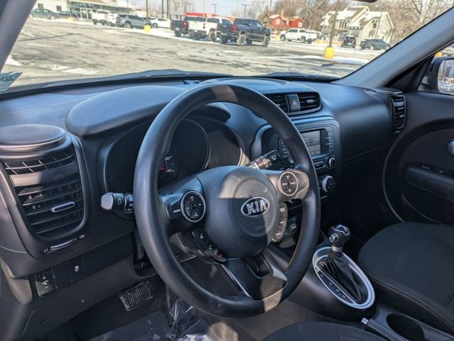 Used 2019 Kia Soul Base with VIN KNDJN2A2XK7010238 for sale in Plainfield, IL