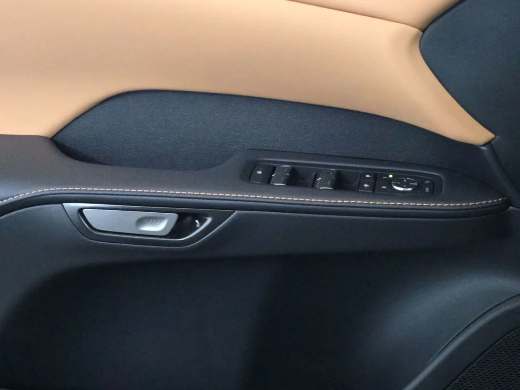New 2026 Iridium Lexus PREMIUM image 26