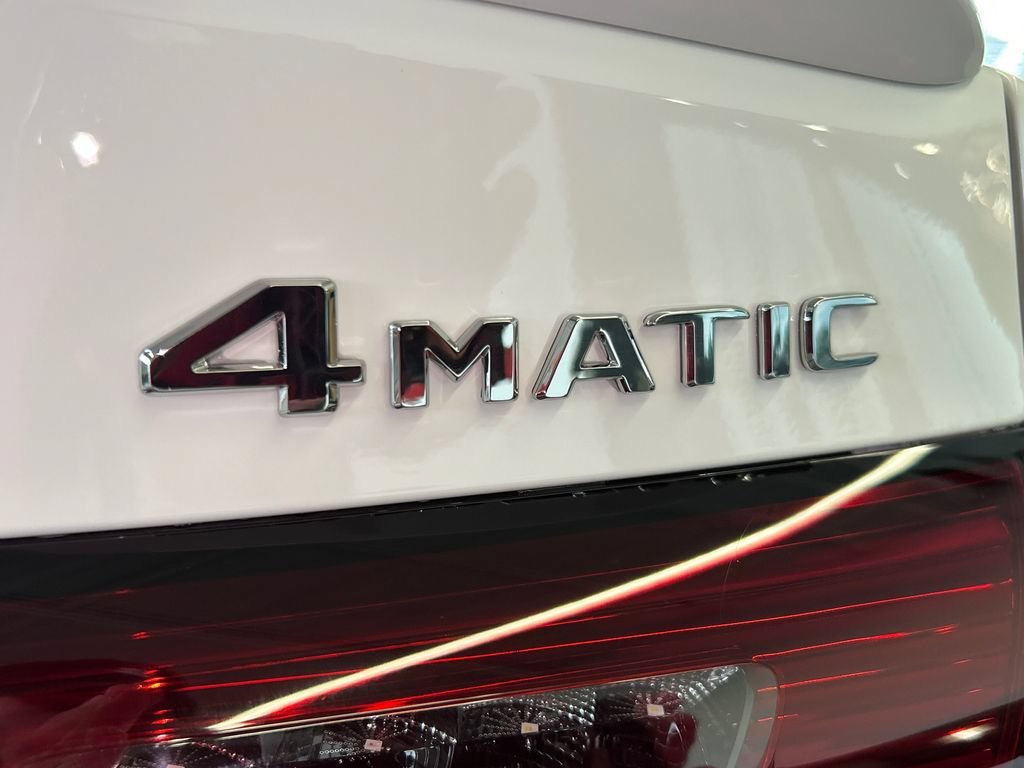 New 2027 Polar White Mercedes-Benz GLC 300 image 66