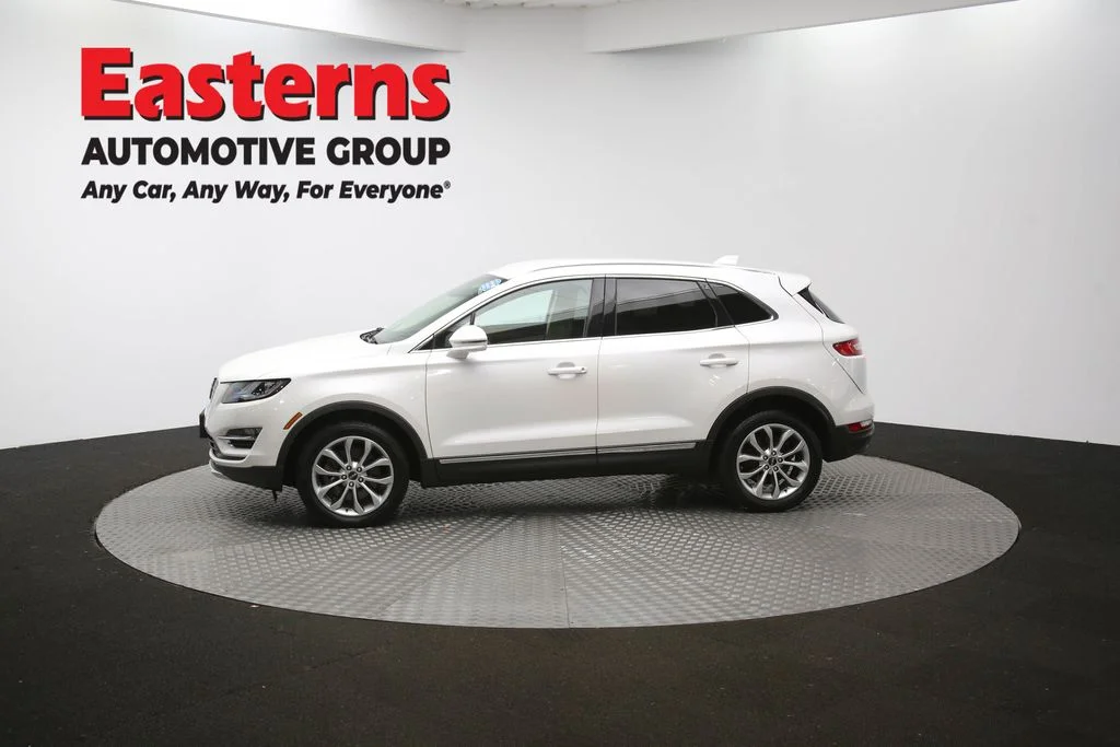 Used 2019 White Lincoln Select image 58