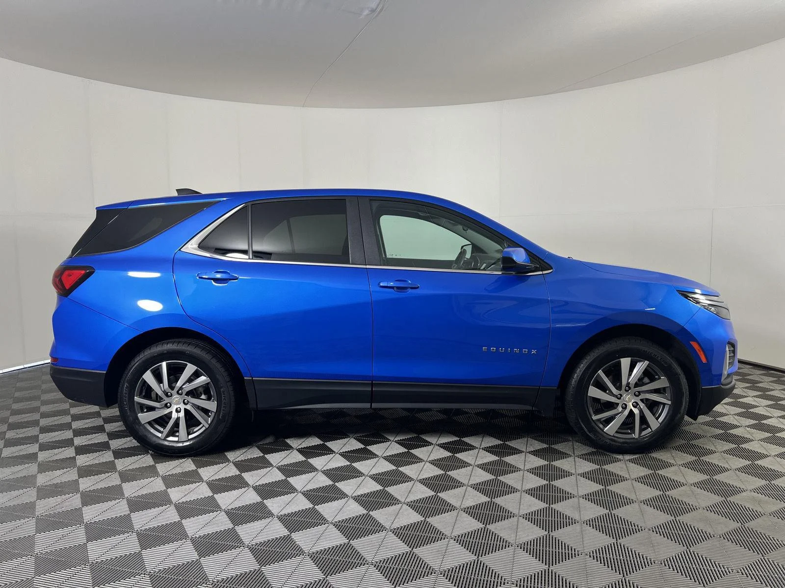 Used 2024 Riptide Blue Metallic Chevrolet LT image 29