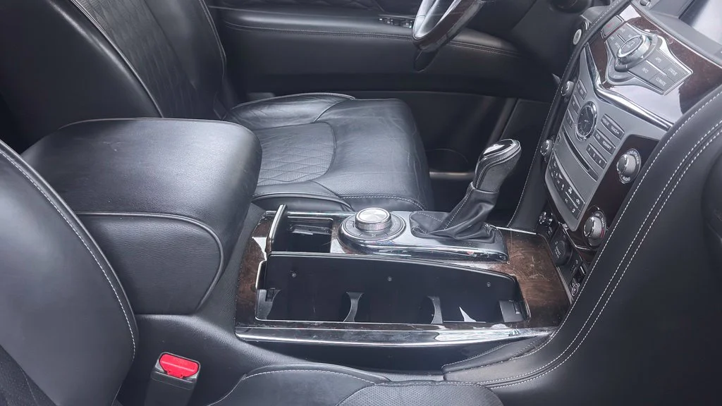 Used 2019 Black Obsidian INFINITI LUXE image 8