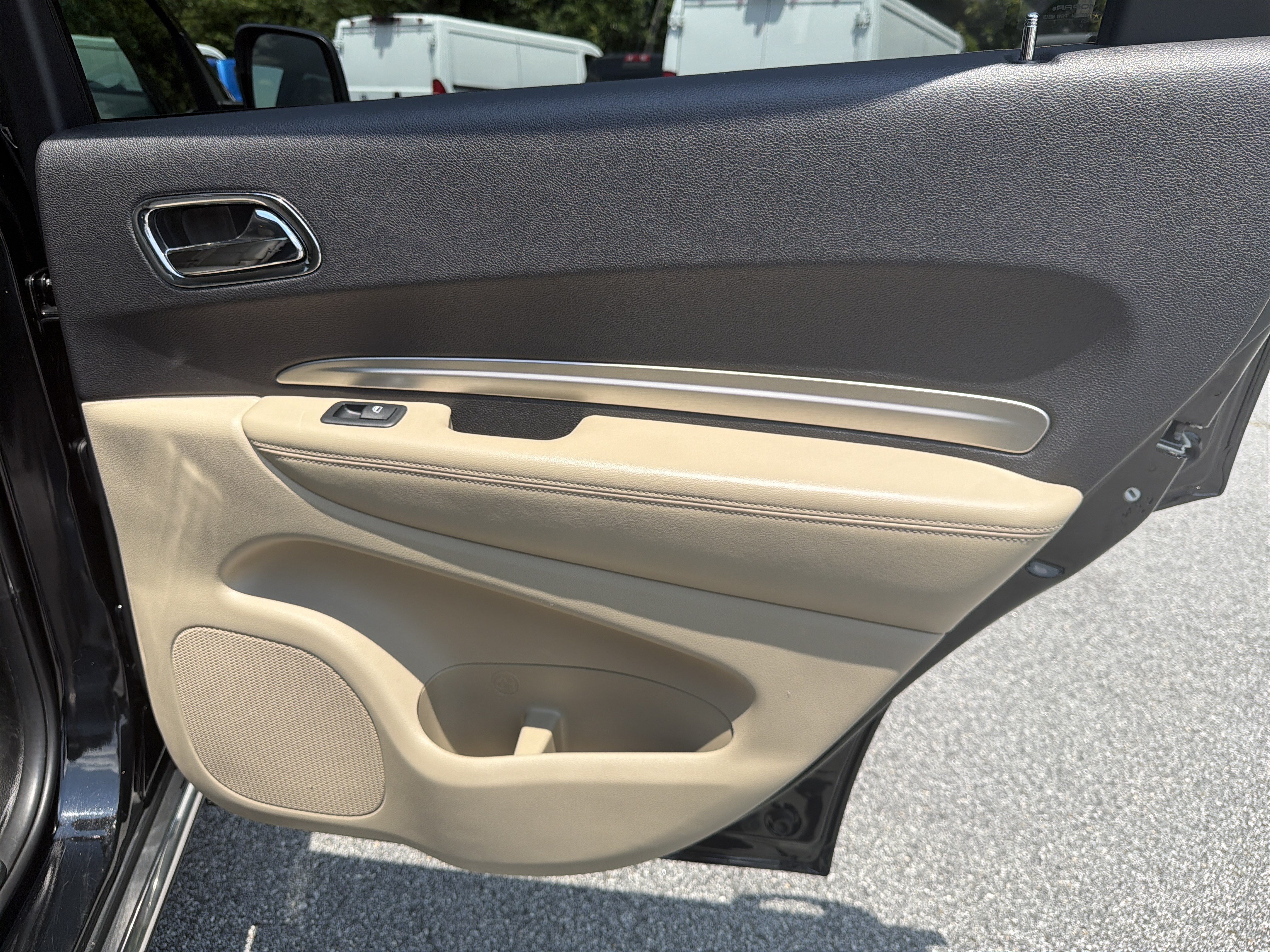 Used 2018 DB Black Clearcoat Dodge SXT image 19