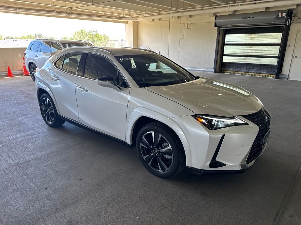 Certified Used 2025 White Lexus 300h Premium image 2
