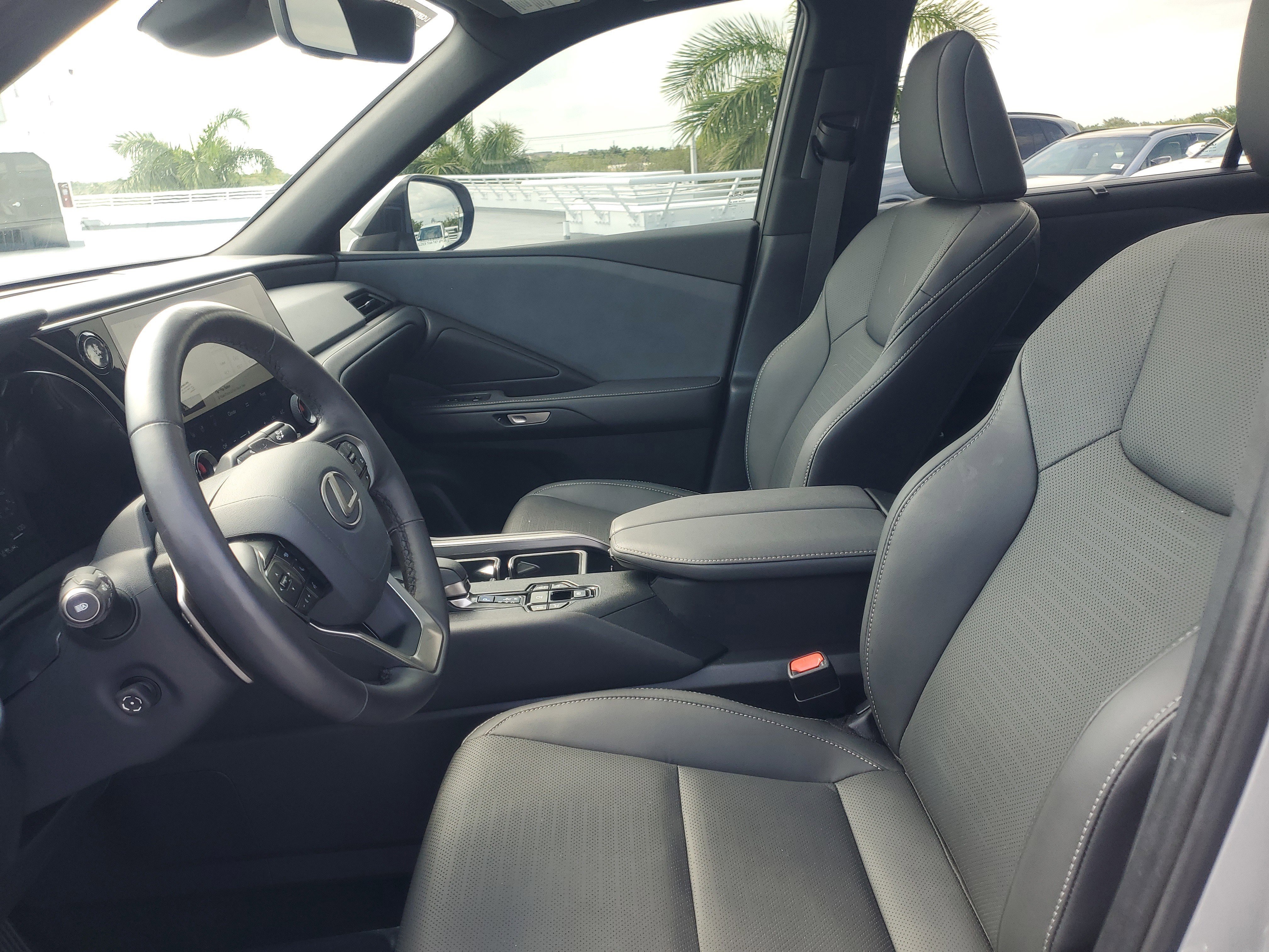 Used 2025 Celestial Silver Metallic Lexus TX 350 Premium image 18