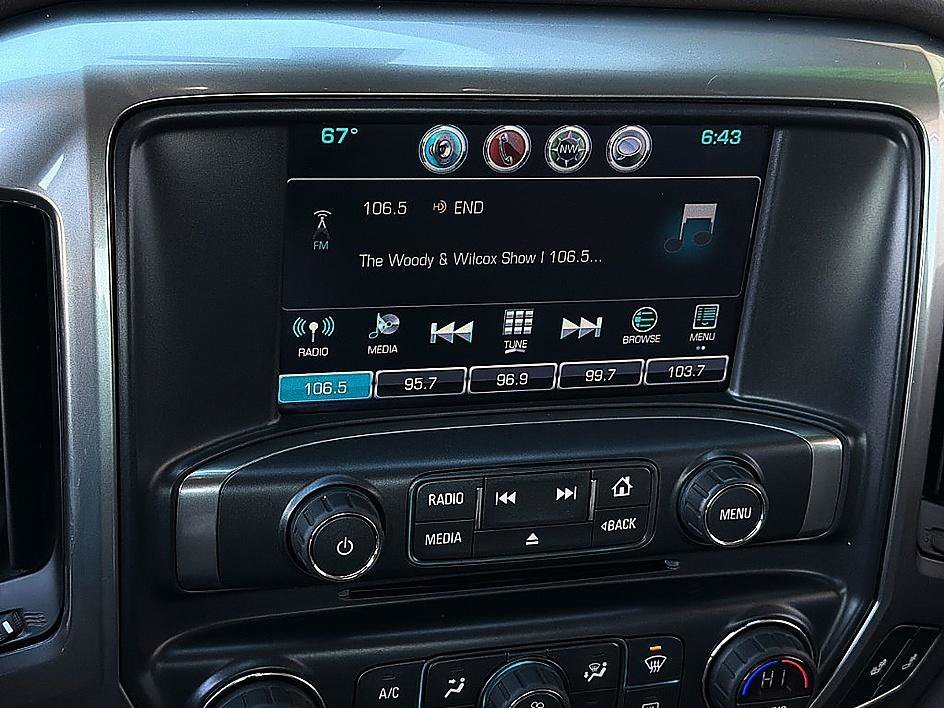Used 2018 Deep Ocean Blue Metallic Chevrolet LT image 12