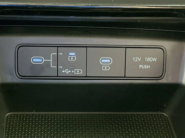 New 2026 Hyundai TUCSON SEL