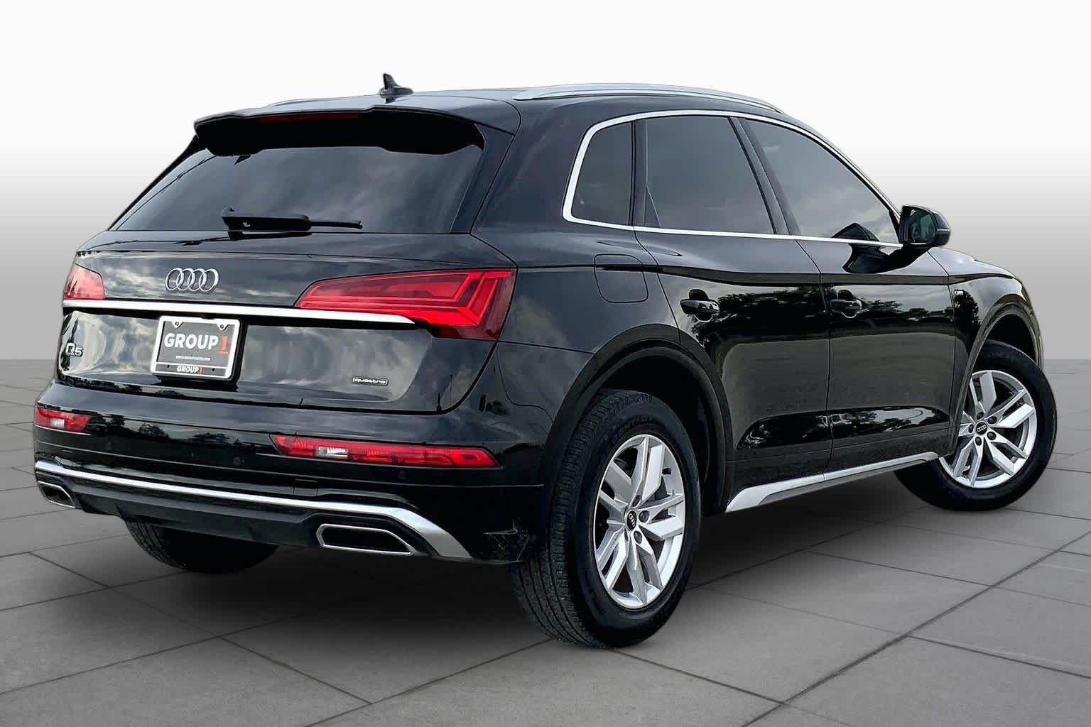 Used 2022 Mythos Black Metallic Audi S line Premium image 13