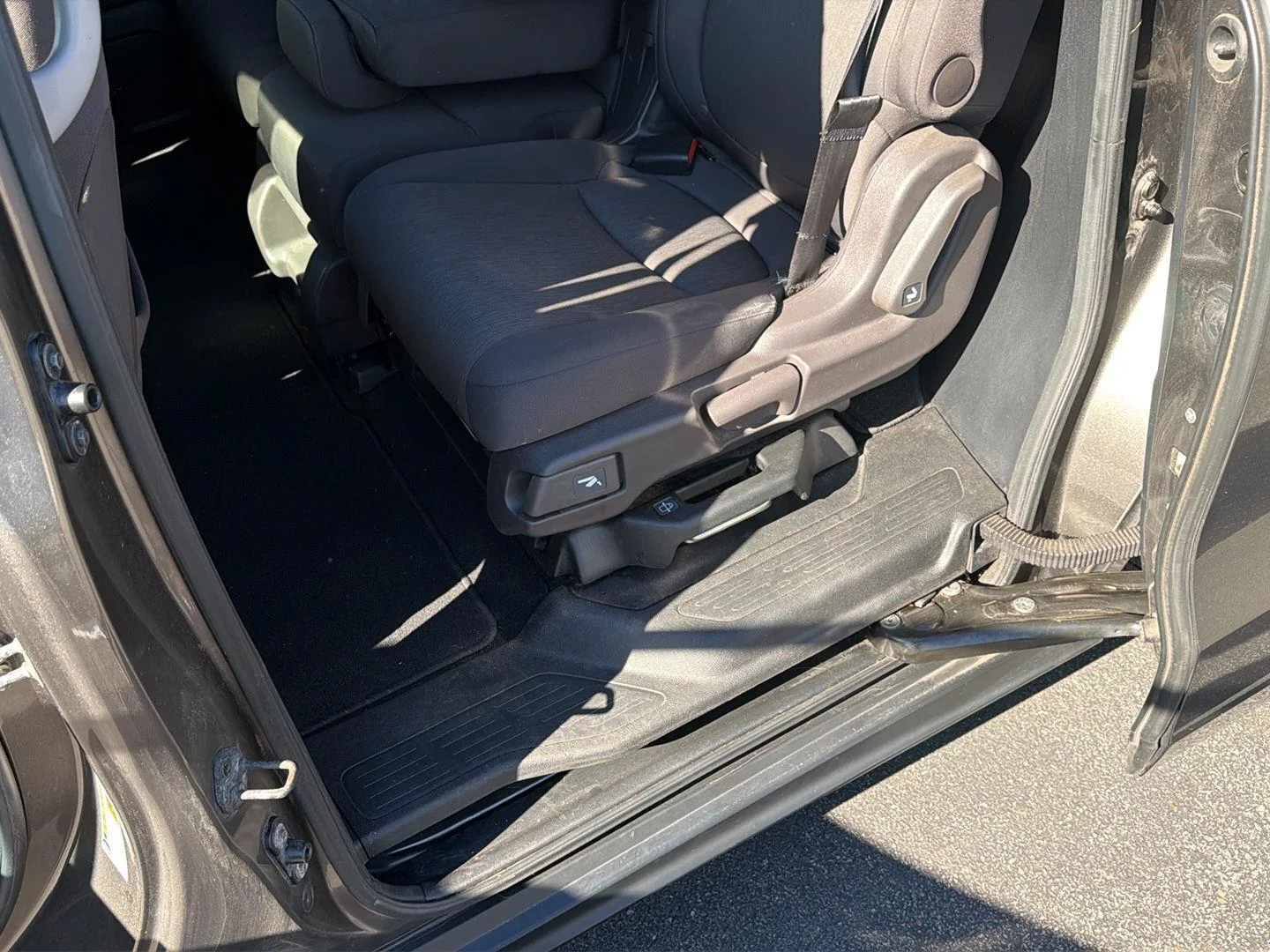 Used 2019 Pacific Pewter Metallic Honda EX image 17