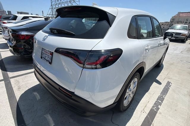Certified Used 2023 Platinum White Pearl Honda LX image 7
