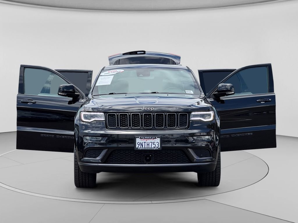 Used 2019 Diamond Black Jeep Overland image 29