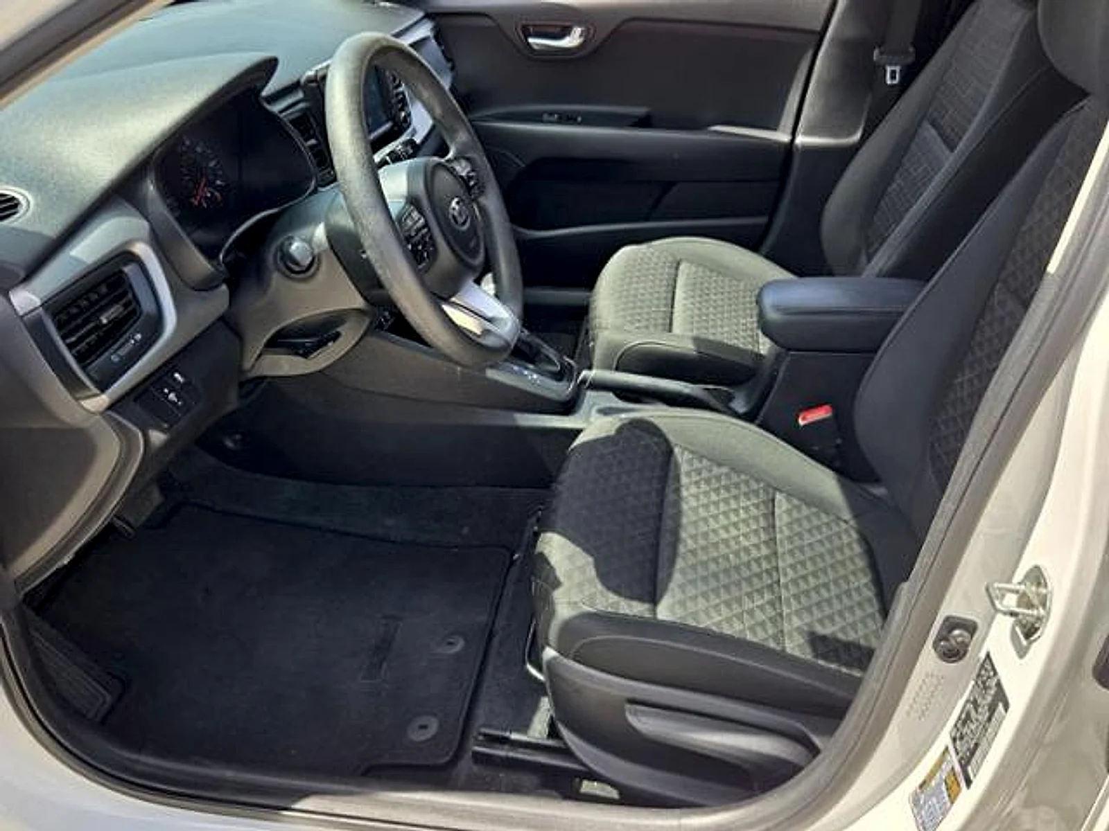 Used 2019 Clear White Kia S image 7