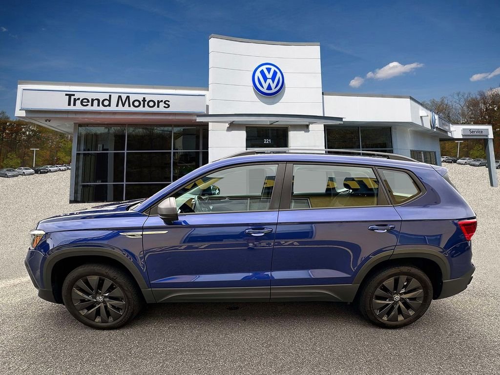 Used 2024 Blue Volkswagen 1.5T S image 7