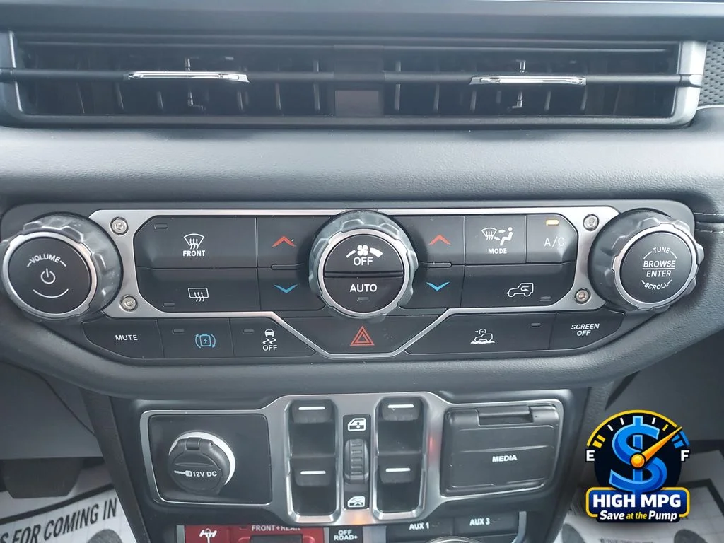 Used 2024 Gray Jeep Rubicon 4xe image 19