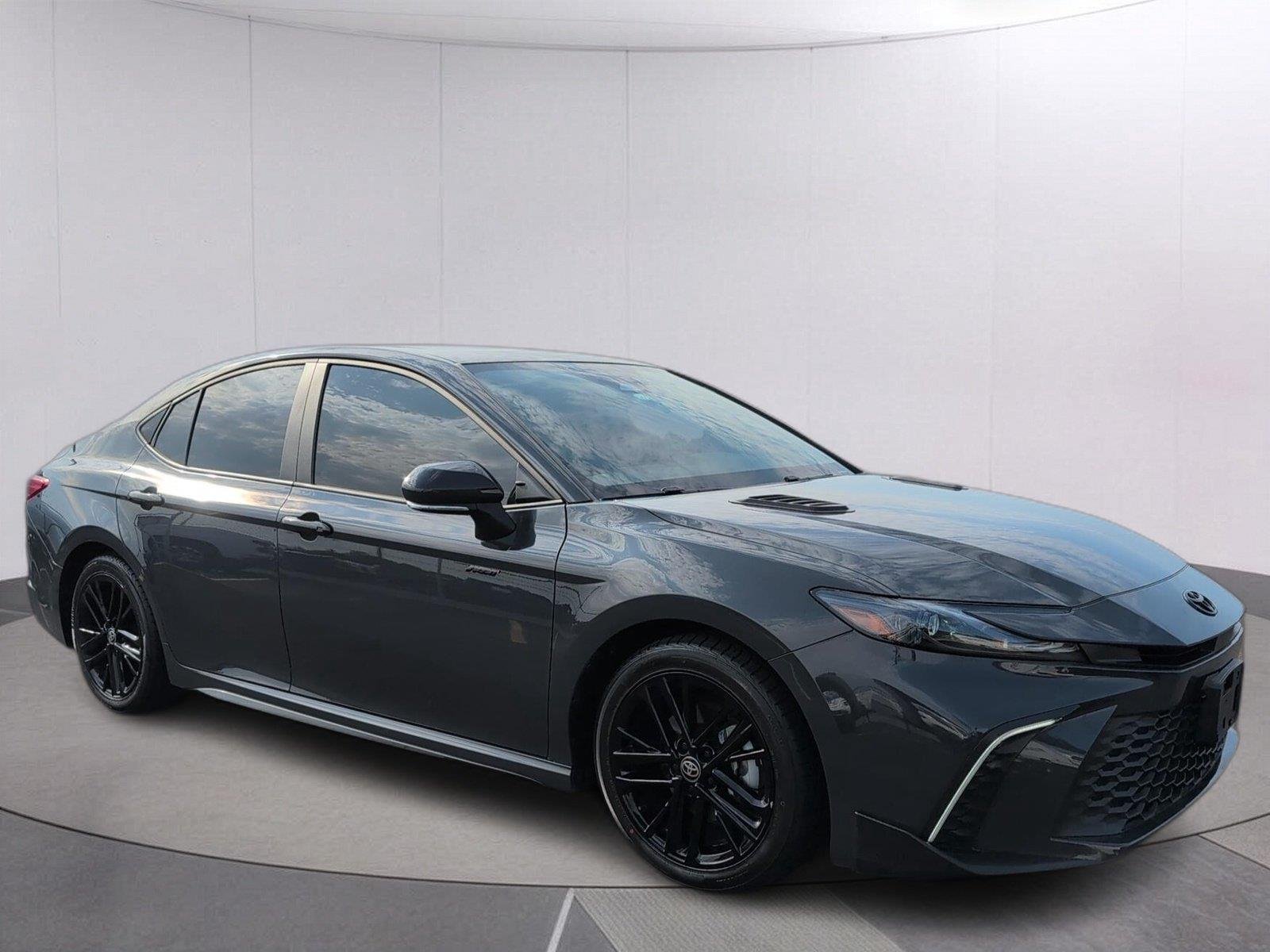 Used 2025 Underground Toyota SE image 7