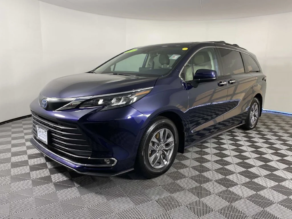 Used 2024 Blueprint Toyota XLE image 4