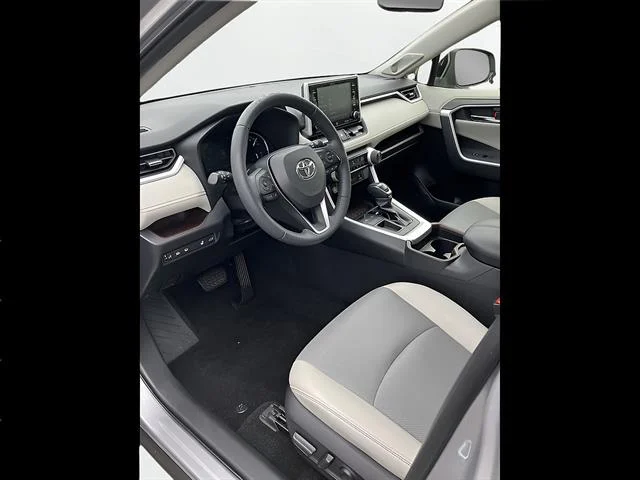 Used 2019 Silver Sky Metallic Toyota Limited image 10