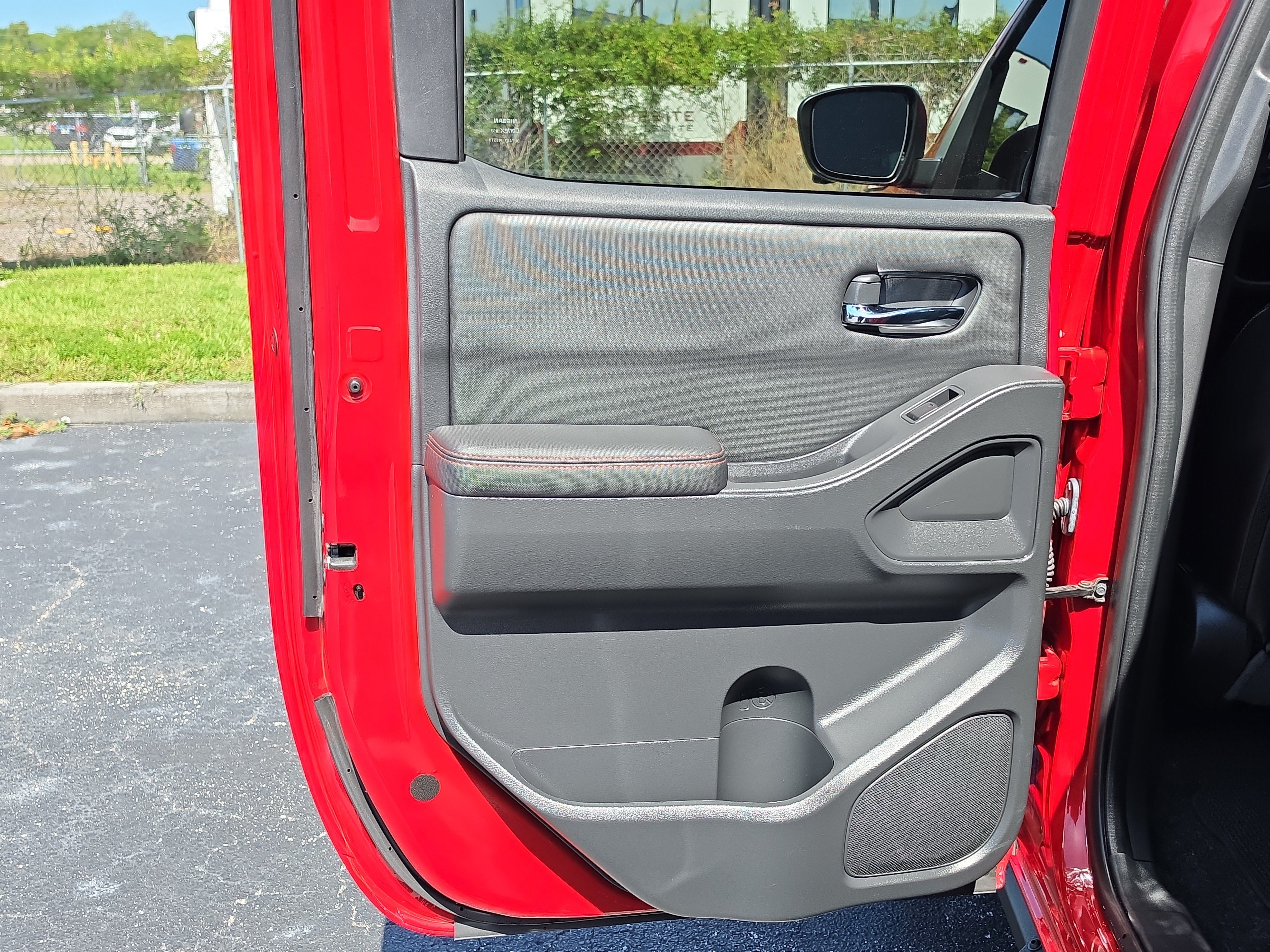 Used 2023 Red Nissan Crew Cab PRO-X 4x2 image 15