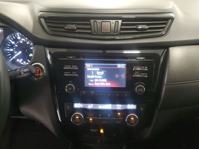 Used 2017 Gray Nissan SV image 20