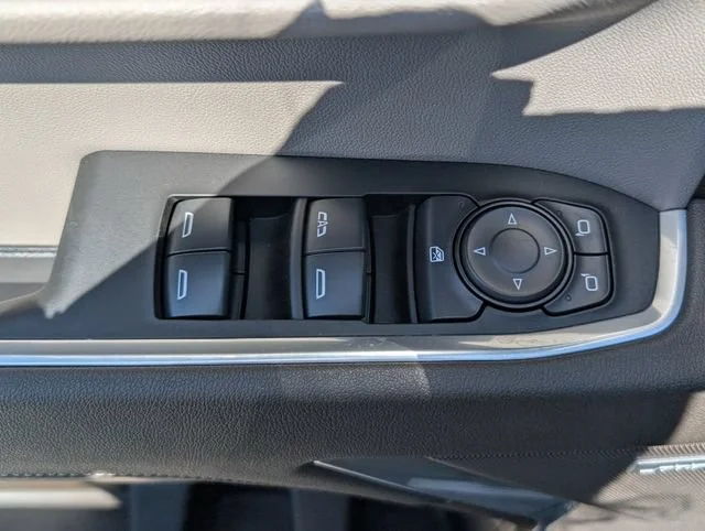 2026 Chevrolet Silverado 1500 RST - Photo 13