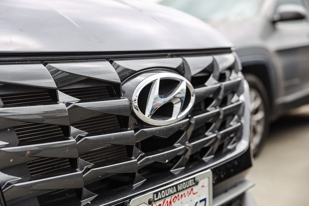 Certified Used 2024 Black Hyundai SEL Convenience image 4