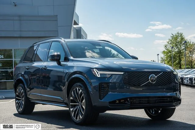 2026 Volvo XC90 B6 Ultra Dark 7-Seater 4WD's photo