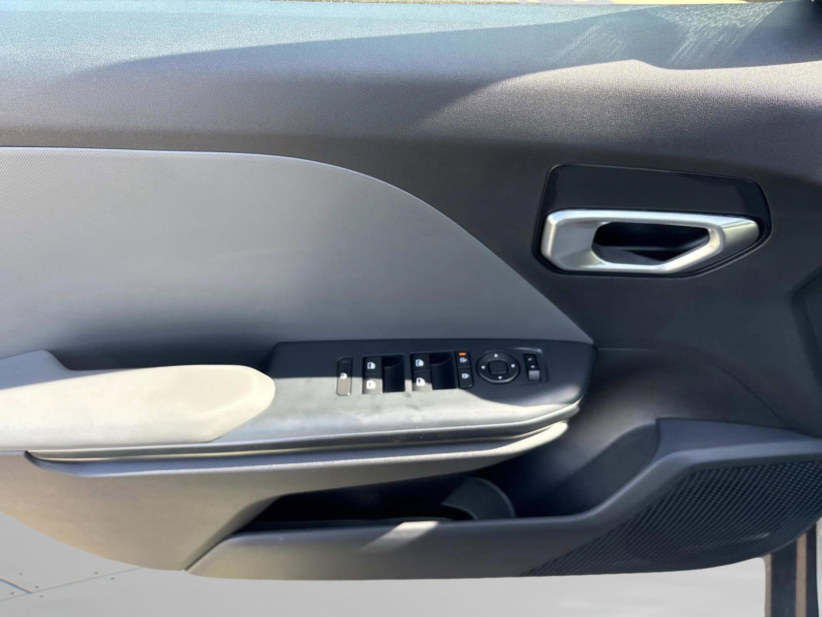 New 2025 Morning Haze Kia LXS image 28