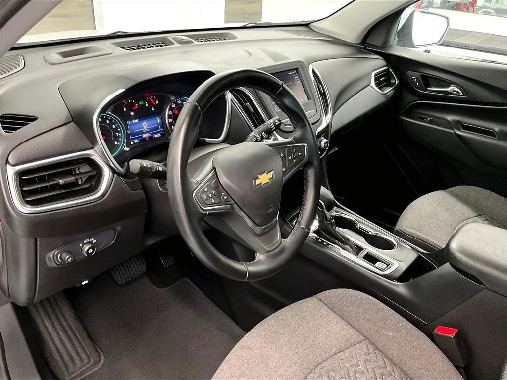 Used 2024 Summit White Chevrolet LT image 8