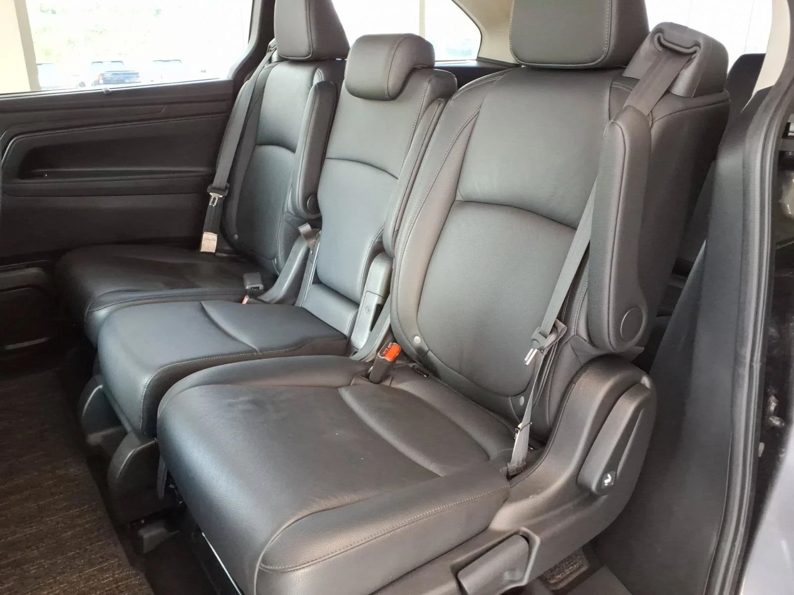 2025 Honda Odyssey EX-L - Photo 14