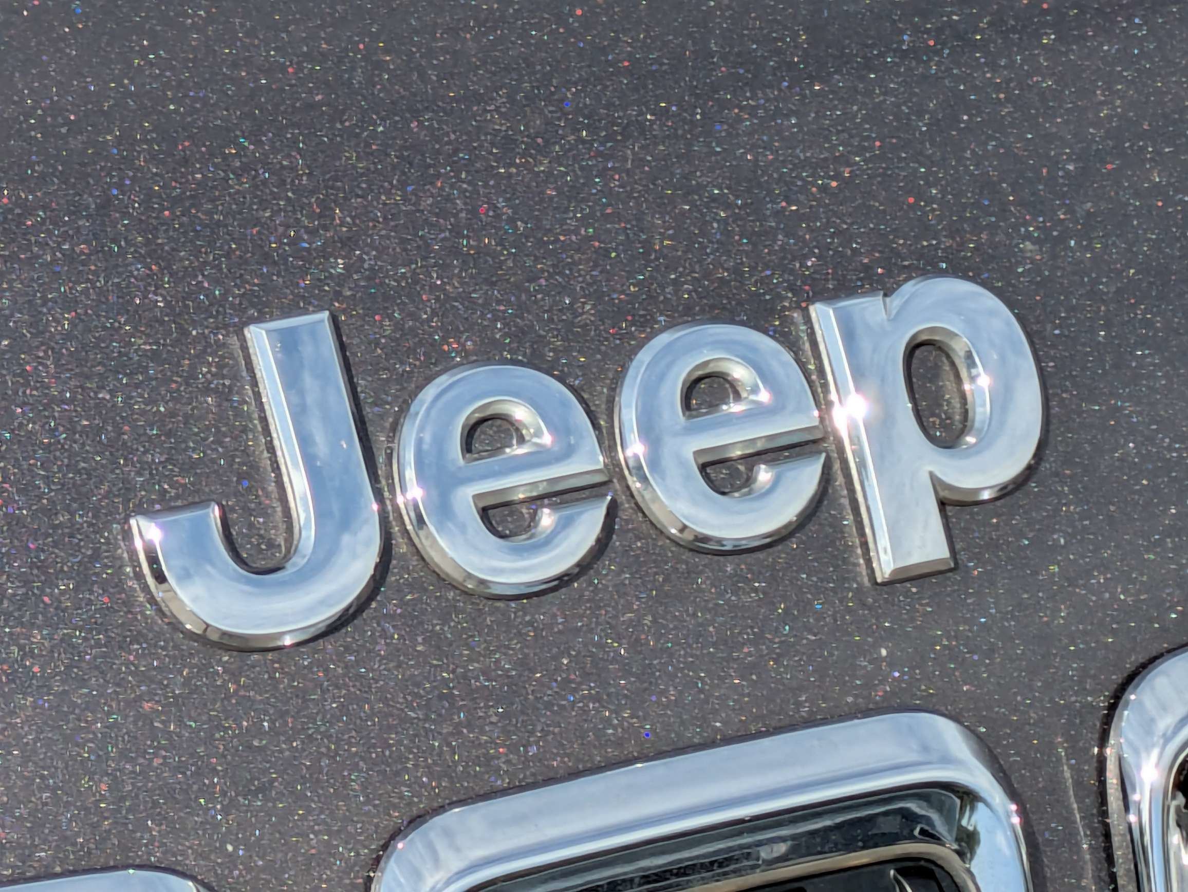 Used 2019 Granite Crystal Metallic Clearcoat Jeep Limited image 15