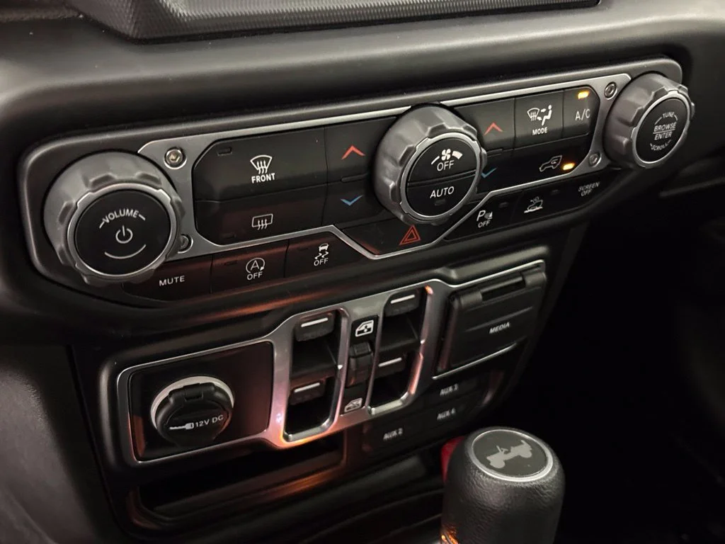 Used 2021 Red Jeep Unlimited Sport image 35