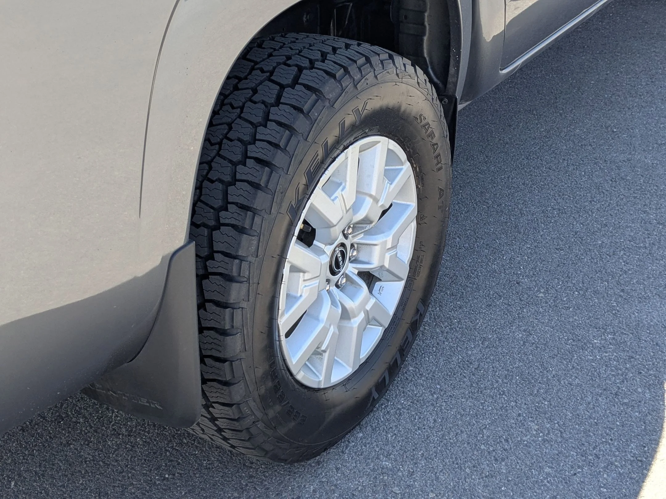 Used 2023 Gun Metallic Nissan SV image 13