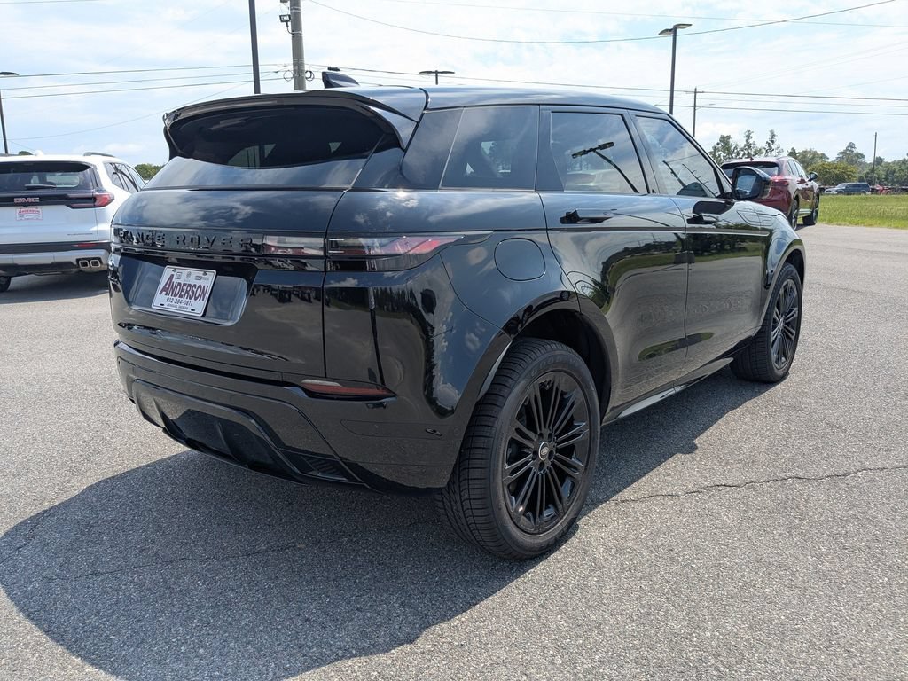 Used 2025 Black Land Rover Dynamic SE image 7