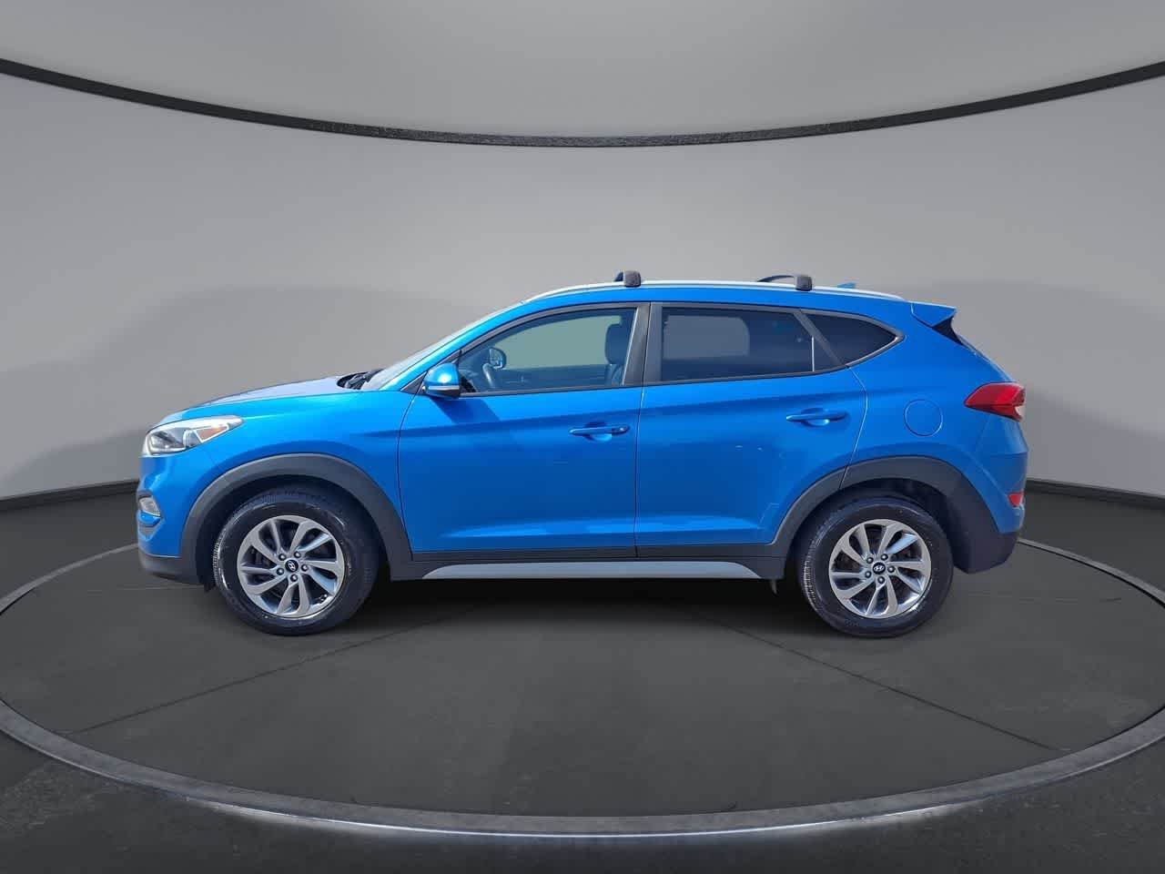 Used 2018 Caribbean Blue Hyundai SEL Plus image 5