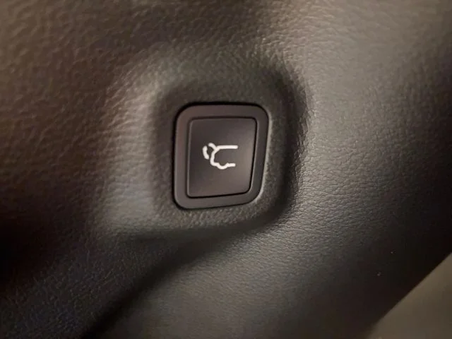 New 2026 Silver Jeep Limited image 19
