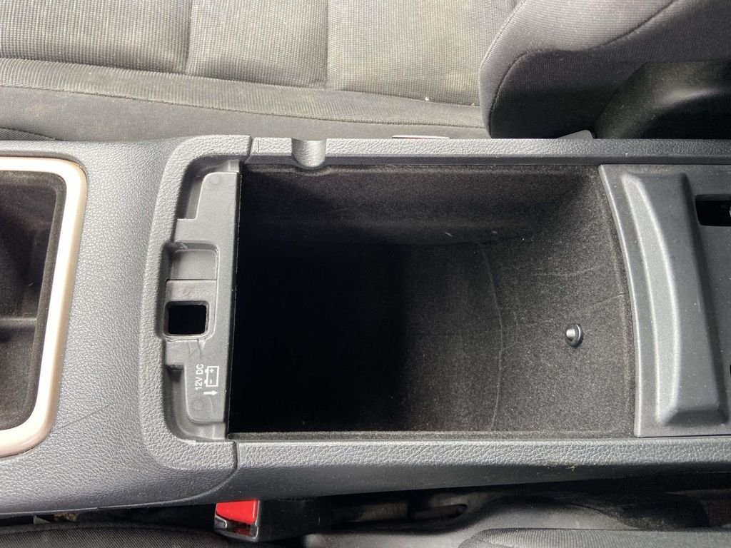 Used 2017 Black Jeep Laredo image 23
