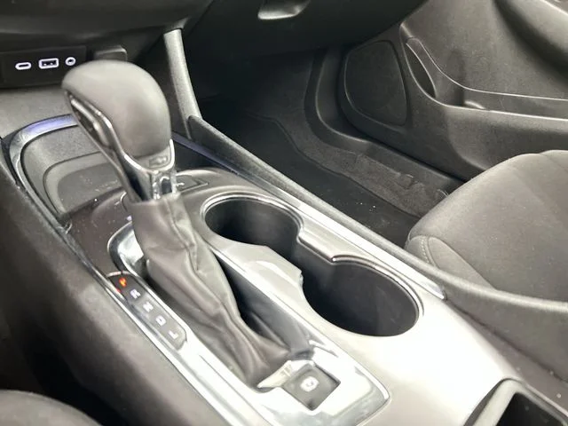 2024 Chevrolet Malibu 1LT - Photo 10